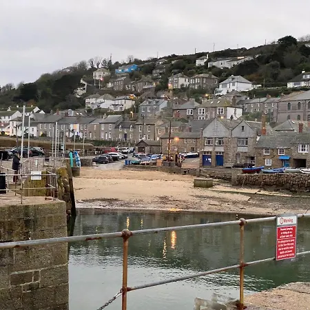 Sweet Caroline - Luxury Stone's Throw From Harbour * Mousehole