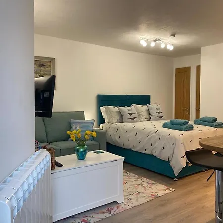 Sweet Caroline - Luxury Stone's Throw From Harbour Appartamento Mousehole